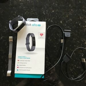 Fitbit Alta Hr - excellent condition!